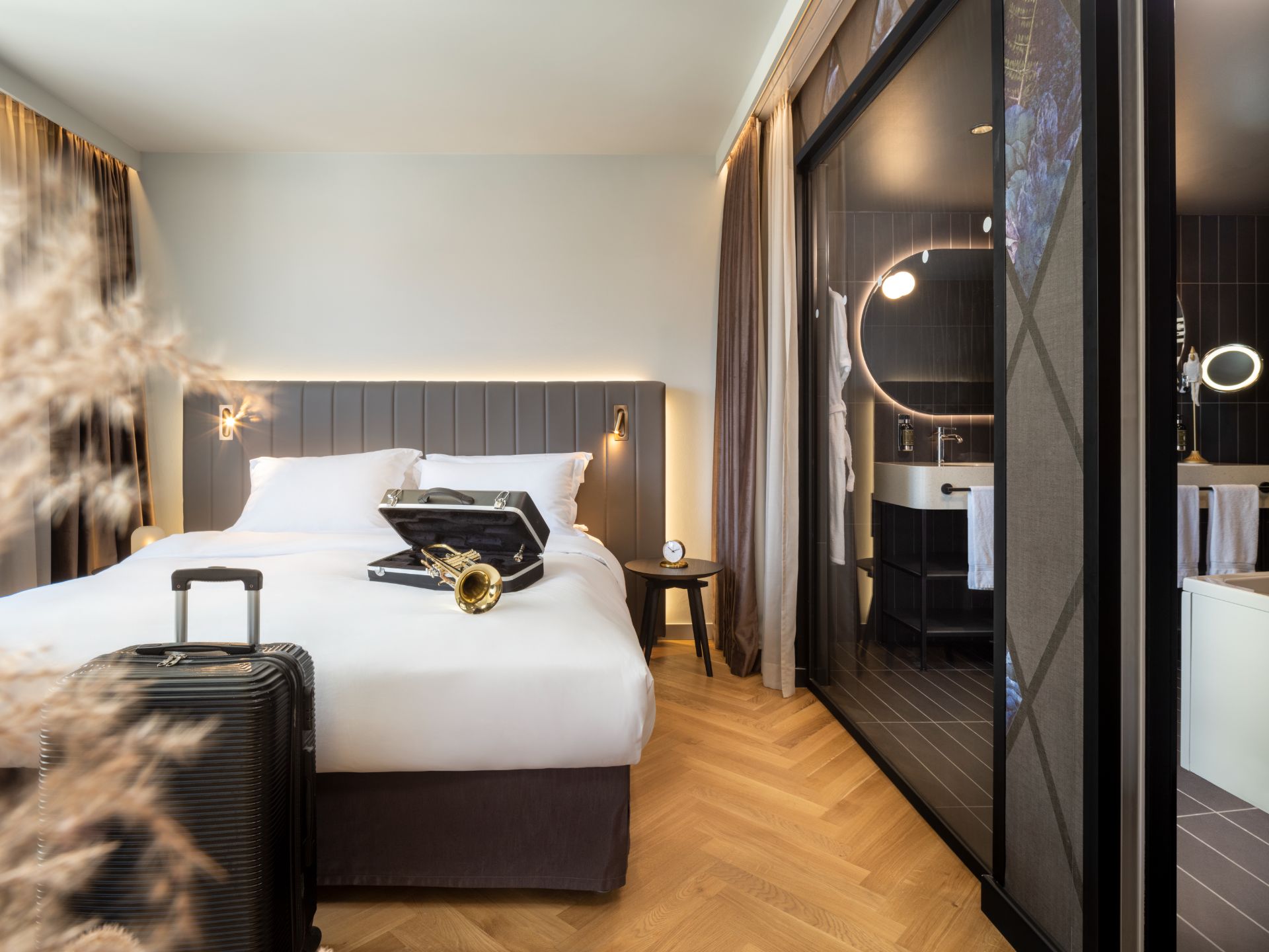 (c) Hotel am Konzerthaus