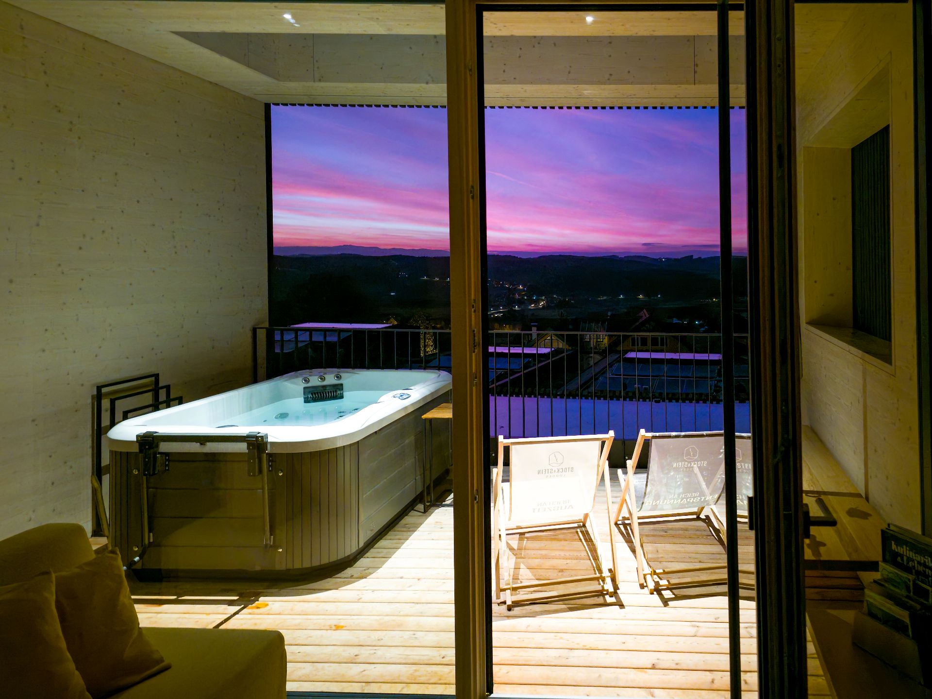 Stock & Stein Lodges