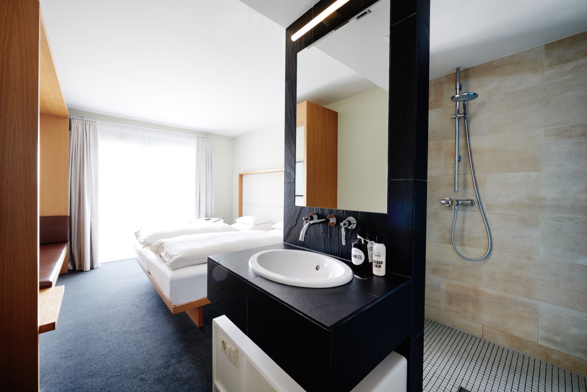 Florian Weitzer Hotels & Restaurants